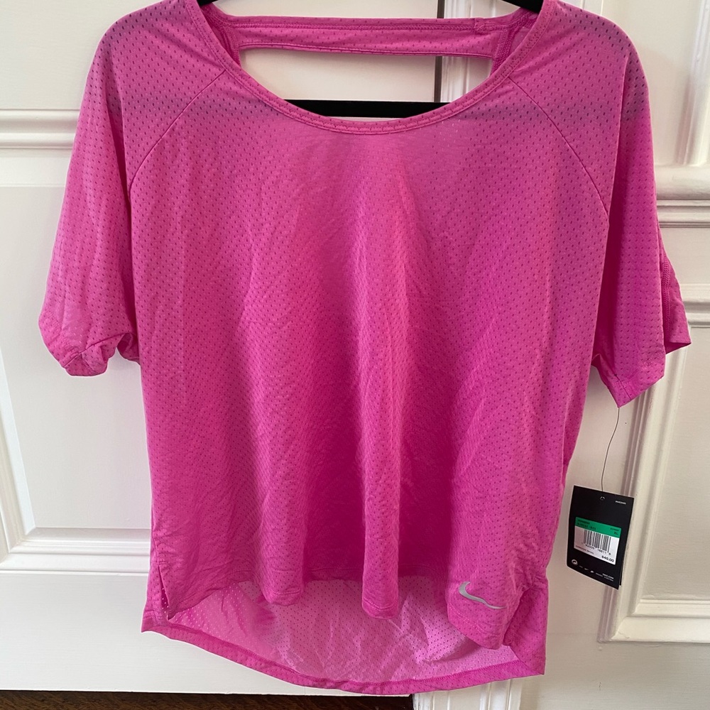 Nike workout top